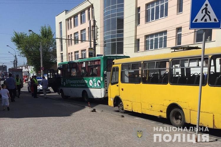 Поліцейські просять відгукнутися очевидців смертельної ДТП у Тернополі (Фото)