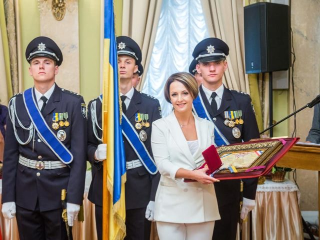 лікар