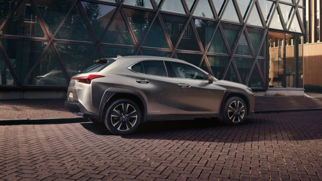 2018-lexus-ux-ru-gallery-06-1920x1080_tcm-3177-1497930