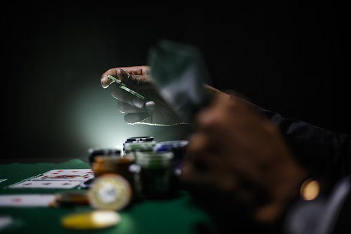 Игроки смотреть онлайн покер самый лучший игрок в онлайн покер